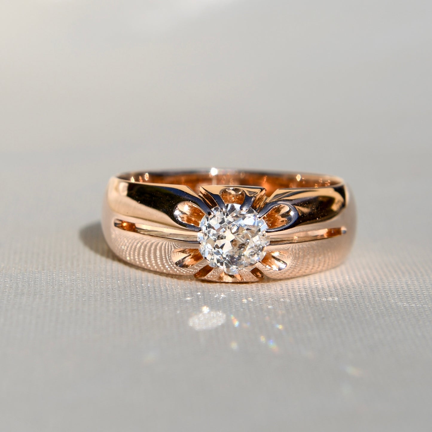 Antique 0.65 ct old mine cut diamond band ring