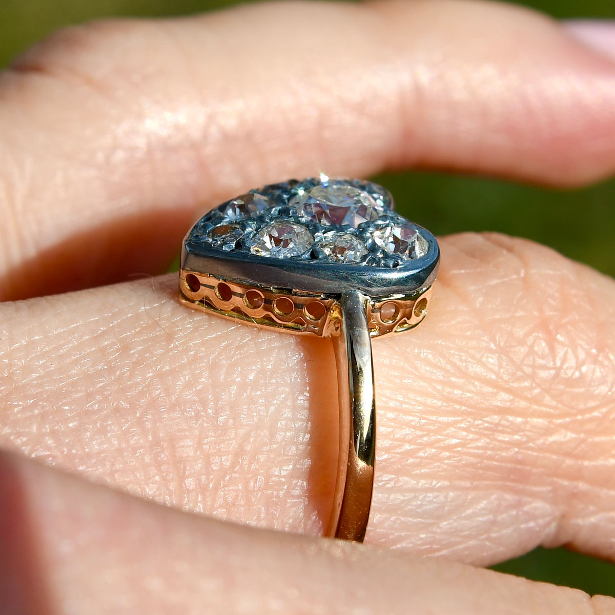 4/4 - Antique 1.00 ct transitional and old mine cut diamond heart ring