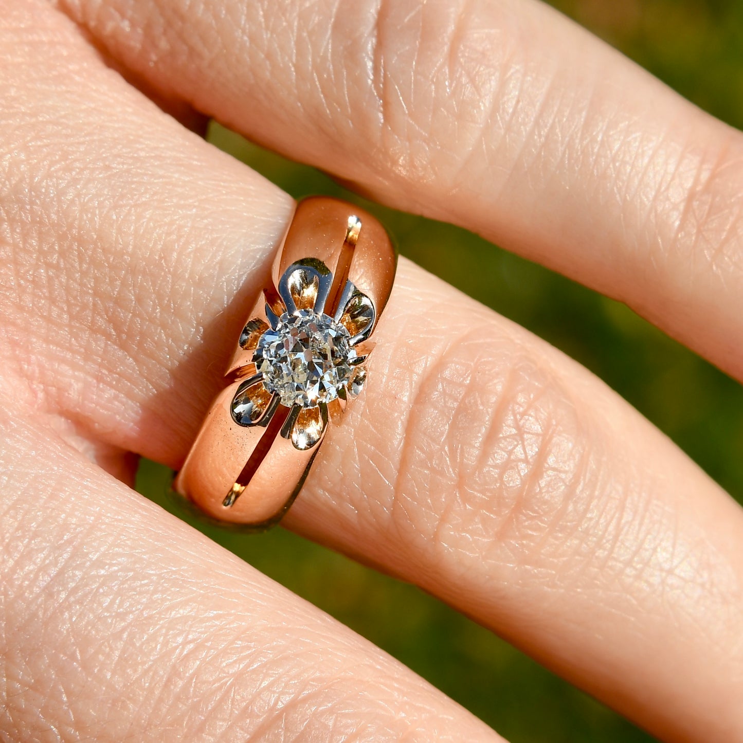 Antique 0.65 ct old mine cut diamond band ring