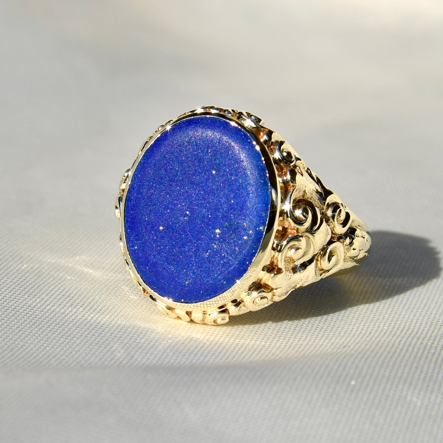 Antique Lapis Lazuli signet ring