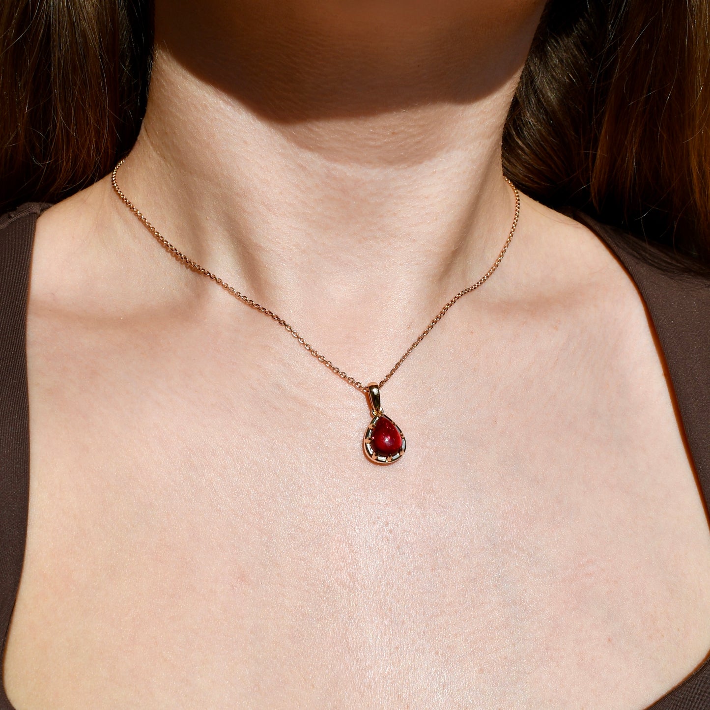 3.55 ct pear tourmaline pendant