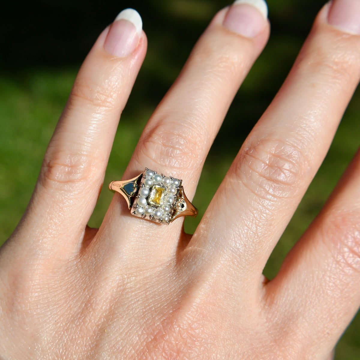 Antique Victorian citrine and seed pearl ring