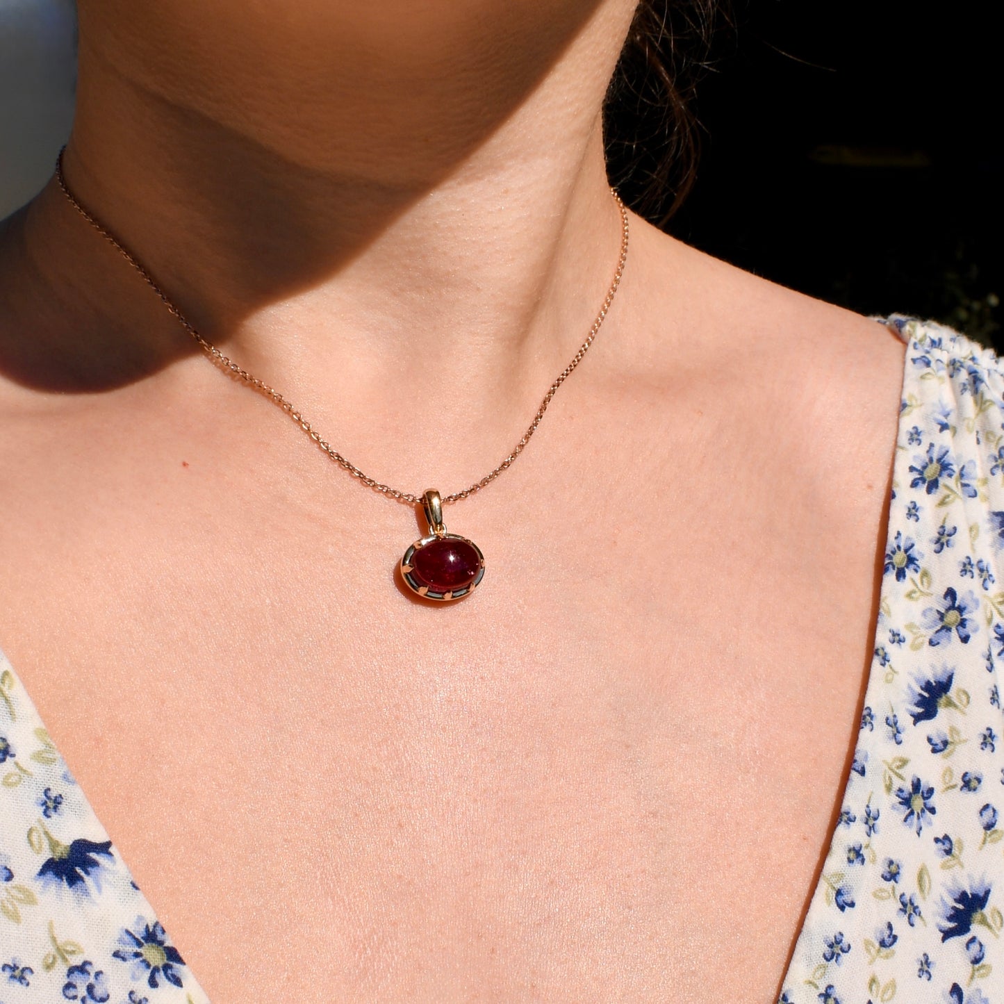 5.82 ct tourmaline cabochon pendant
