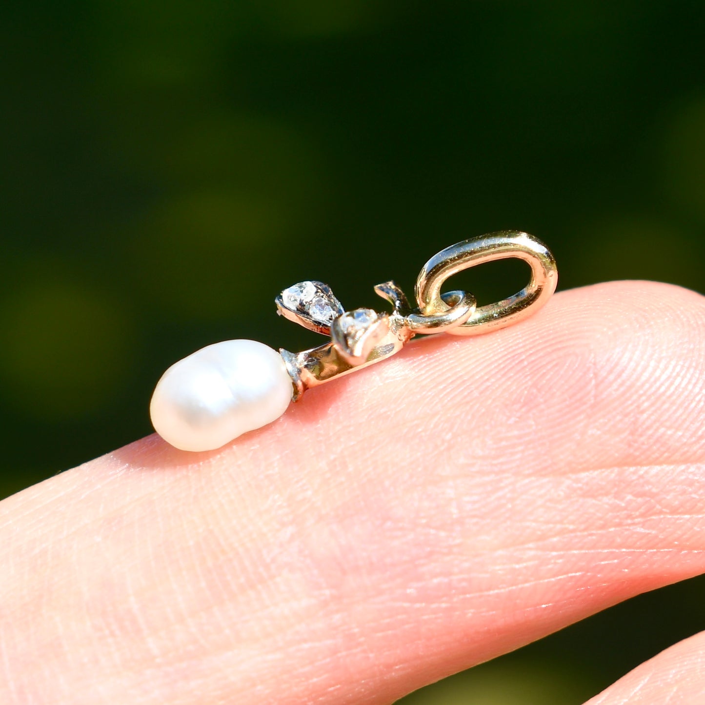 Natural saltwater baroque pearl and rose cut diamond pendant