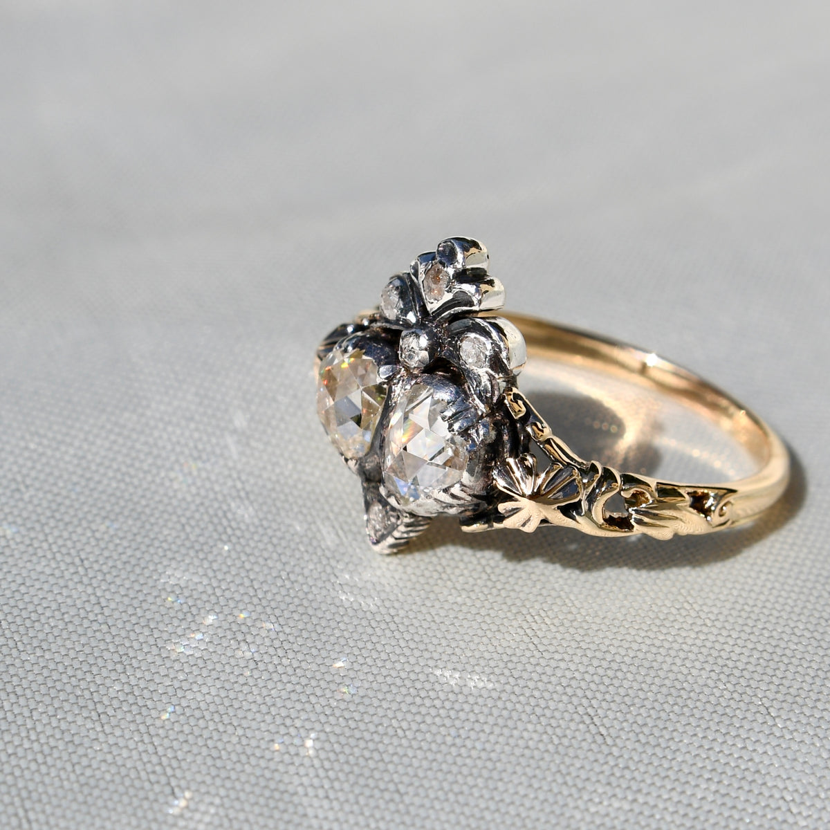Installment 1/9 - Antique Georgian rose cut diamond double heart ring, 18th century