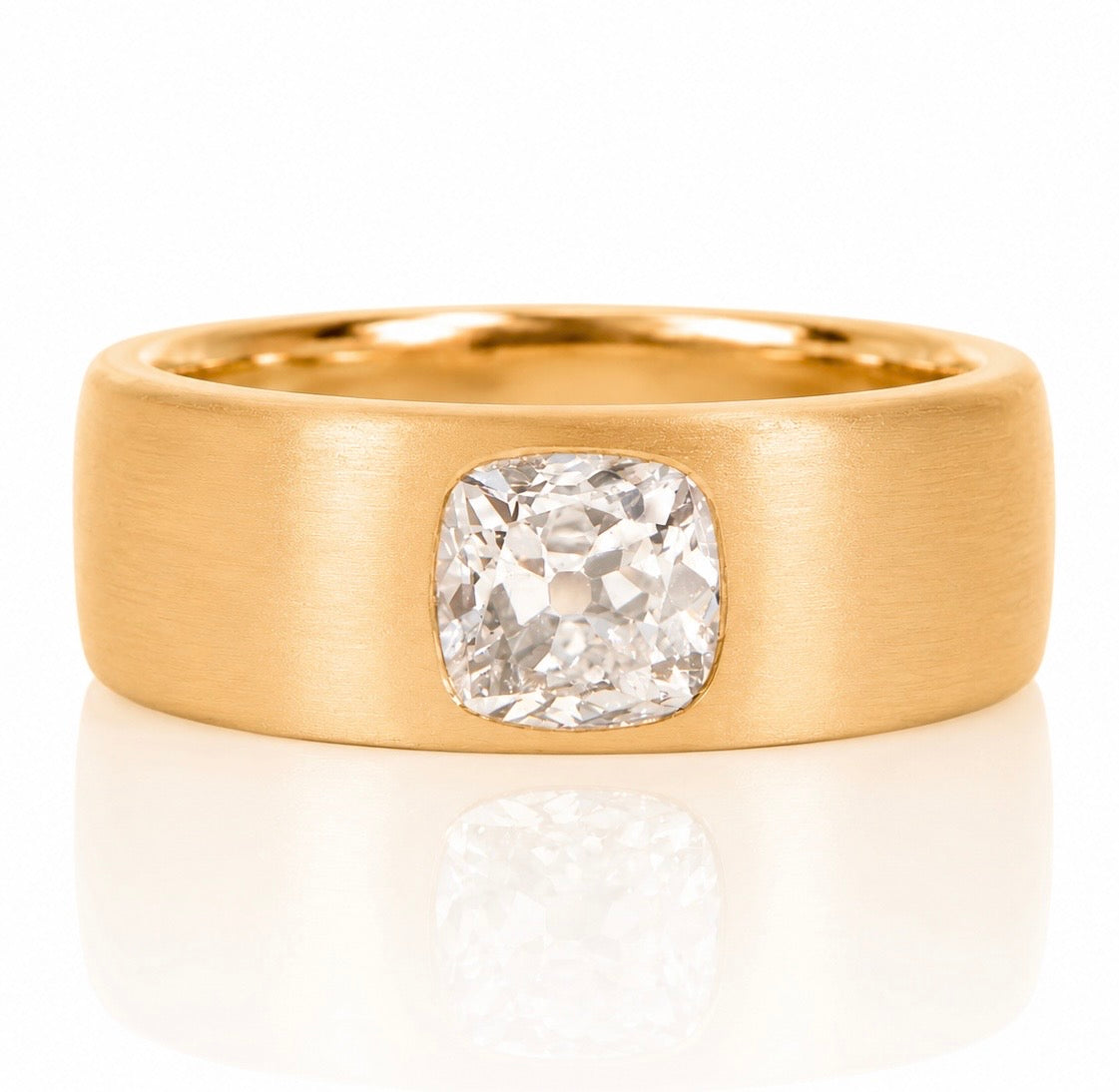 0.91 ct old mine cut diamond band ring