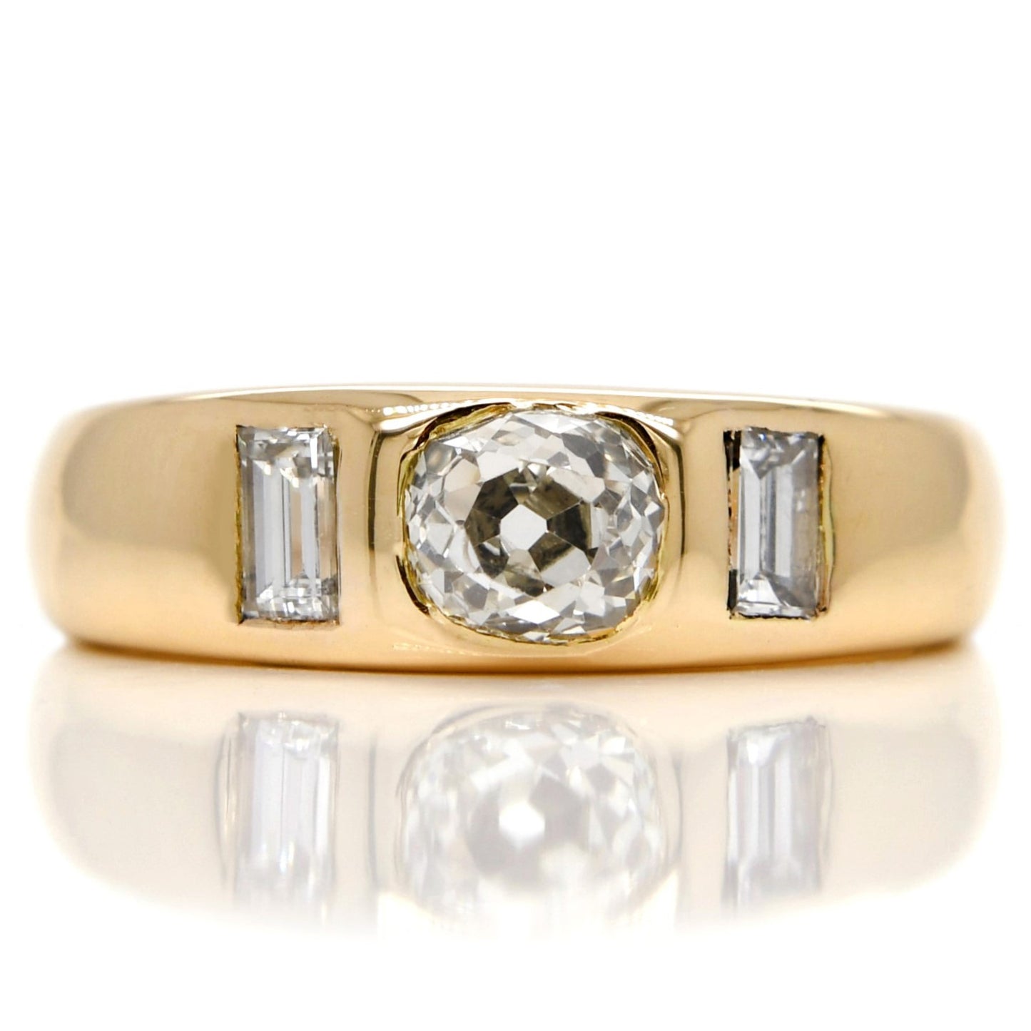 1.23 ct old mine and baguette cut diamond band ring