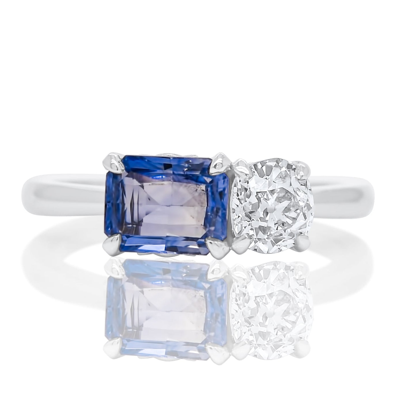 0.93 ct Ceylon sapphire and old mine cut diamond toi et moi ring
