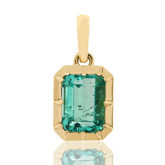 2.38 ct Colombian emerald pendant