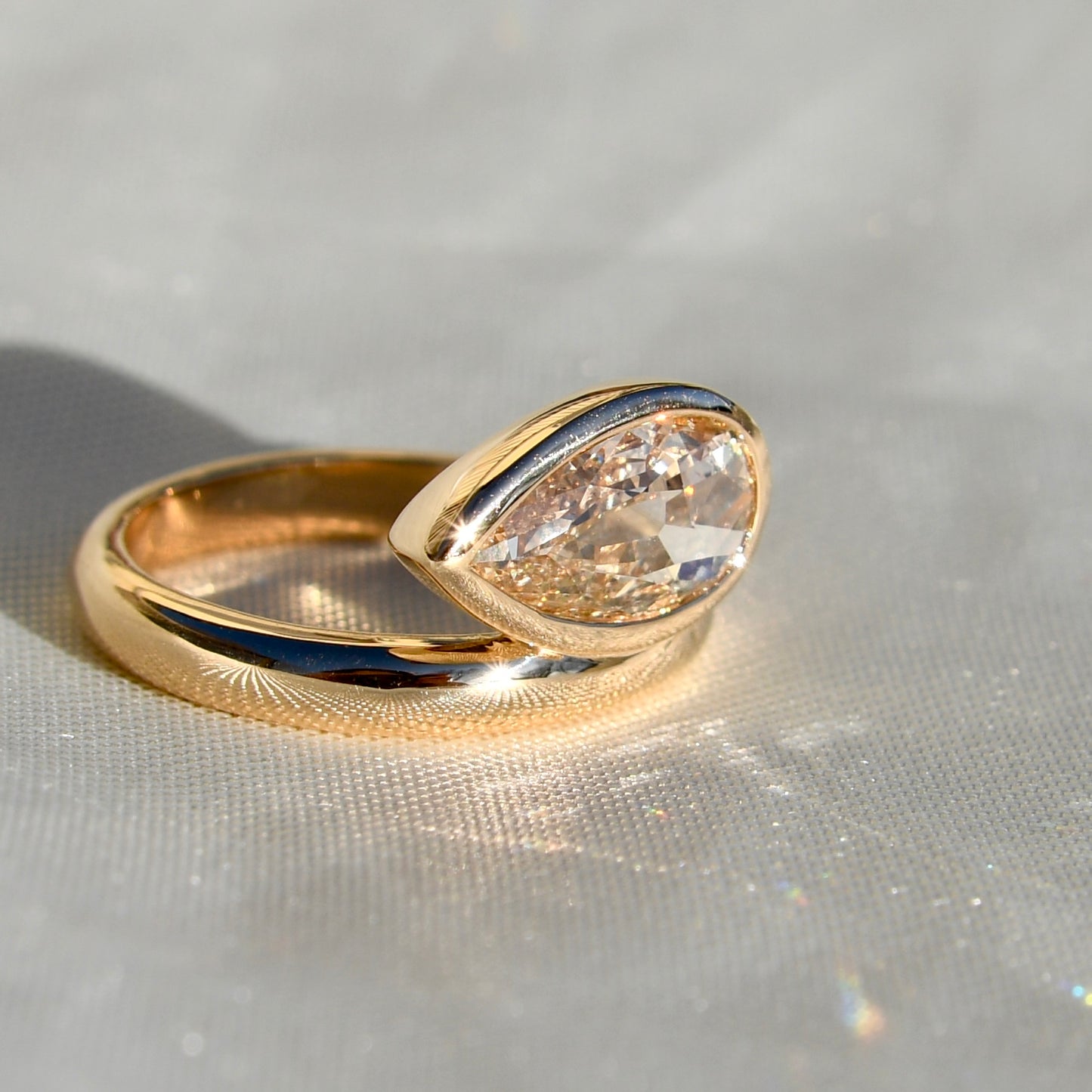 1.07 ct pear cut diamond solitaire ring