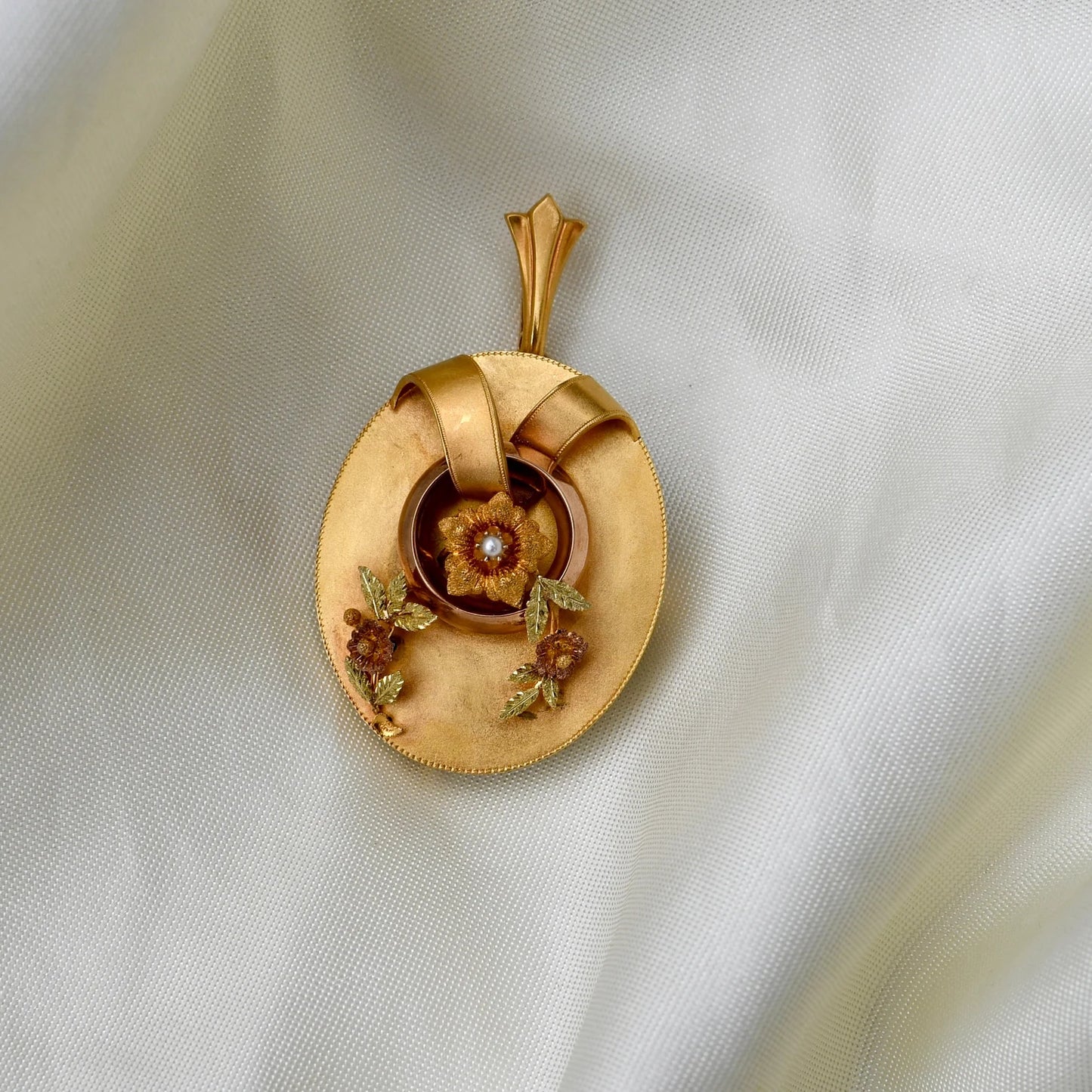 Installment 3/3 - Antique floral brooch/ pendant, Germany circa 1870